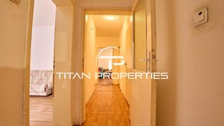 Тристаен Продажби, Център, Пловдив (11)