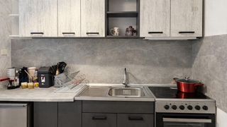 Тристаен Наеми, Каменица 2, Пловдив (4)