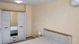 Тристаен апартамент под наем в Център (4)