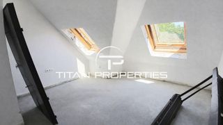 Тристаен Продажби, Център, Пловдив (3)