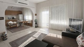 Тристаен апартамент за продажба в жк. Тракия (4)