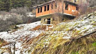 Двуетажна къща за продажба в с. Зорница