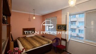 Тристаен апартамент в близост до Събота пазар (4)