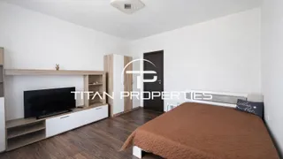 Тристаен Продажби, Център, Пловдив (2)