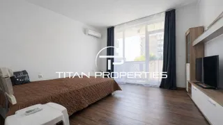 Тристаен Продажби, Център, Пловдив (3)