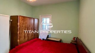 Тристаен апартамент за продажба в Центъра (8)