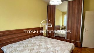 Тристаен апартамент за продажба в Центъра (5)