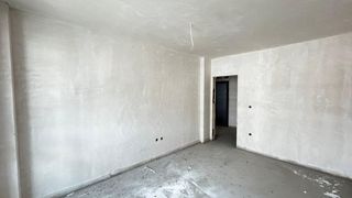 Двустаен апартамент за продажба в жк. Южен (2)