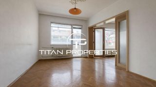 Тристаен апартамент за продажба в кв. Мараша (3)