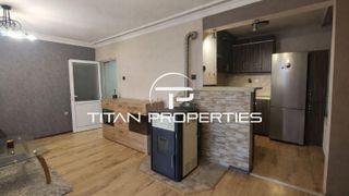 Тристаен Продажби, Център, Пловдив (2)