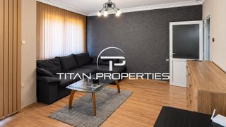 Тристаен апартамент за продажба в Центъра (8)