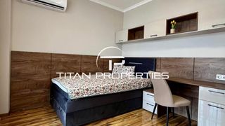 Тристаен апартамент в жк. Тракия (7)