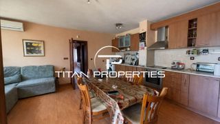 Тристаен Продажби, Каменица 1, Пловдив