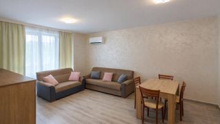 Двустаен Наеми, Христо Смирненски, Пловдив