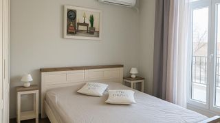 Тристаен апартамент под наем в Център (5)