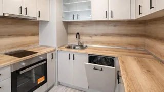 Двустаен Наеми, Христо Смирненски, Пловдив