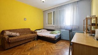 Тристаен Наеми, Младежки хълм, Пловдив (5)