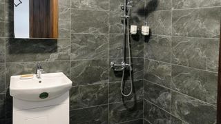Двустаен Наеми, Център, Пловдив (6)