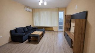 Тристаен апартамент под наем в кв. Мараша