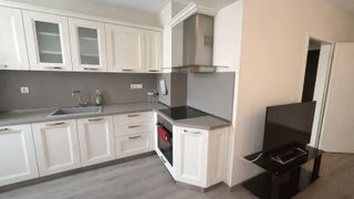 Двустаен апартамент в кв. Христо Смирненски (2)