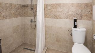 Двустаен апартамент под наем в кв. Съдийски (6)