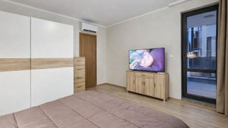 Двустаен апартамент под наем в кв. Каменица 2 (5)