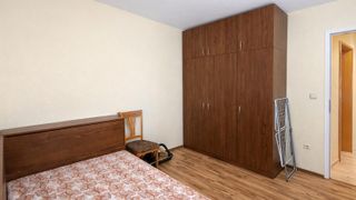 Двустаен апартамент под наем в кв. Мараша (4)