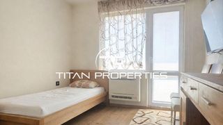 С ключ! Тристаен апартамент под наем в кв. Каменица 1 (8)