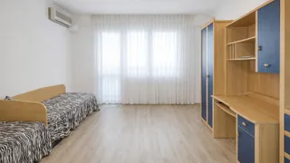 Тристаен Наеми, Кючук Париж, Пловдив (4)