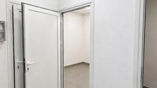 Магазин Наеми, Каменица 1, Пловдив (3)