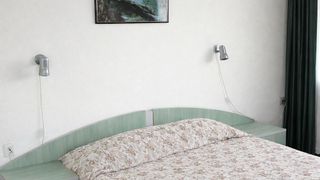 Едностаен Наеми, Кючук Париж, Пловдив