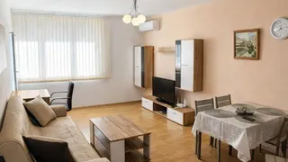 Двустаен Наеми, Център, Пловдив (2)