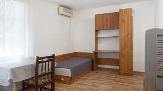 Едностаен Наеми, Христо Смирненски, Пловдив