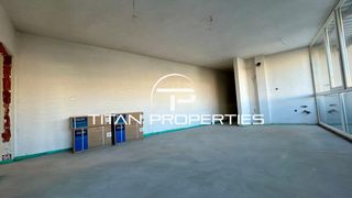 Тристаен апартамент за продажба в кв. Кючук Париж (2)