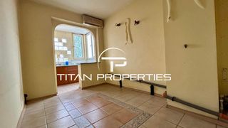 ЕКСКЛУЗИВНО! Тристаен апартамент за продажба в кв. Кючук Париж (2)