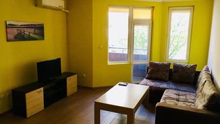 Двокімнатний номер Оренда, Відродження, Бургас (2)