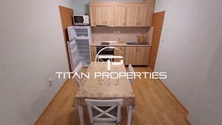 Тристаен апартамент в Центъра на Бургас (8)