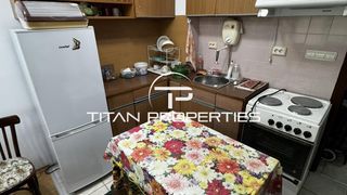Тристаен, под наем, Център  (4)