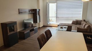 Двустаен апартамент в ж.к Славейков с включено паркомясто (4)