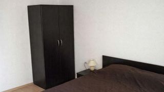 Тристаен Наеми, Бургас (5)