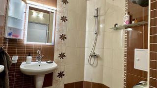 Ein-Zimmer-Zimmer Verleih, Dämmerung, Burgas (5)