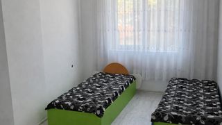 Тристаен Наеми, Бургас (3)