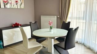 Tres habitaciones Alquileres, Azur, Burgas (4)
