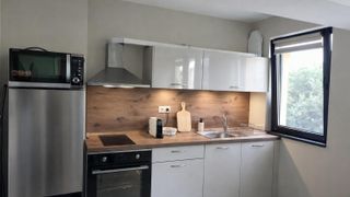Zwei-Zimmer-Wohnung Verleih, Center, Burgas (3)