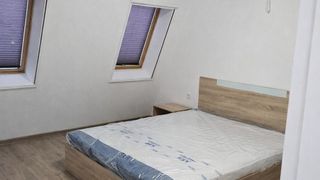 Тристаен Наеми, Лазур, Бургас (2)