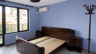Тристаен Наеми, Център, Бургас (4)