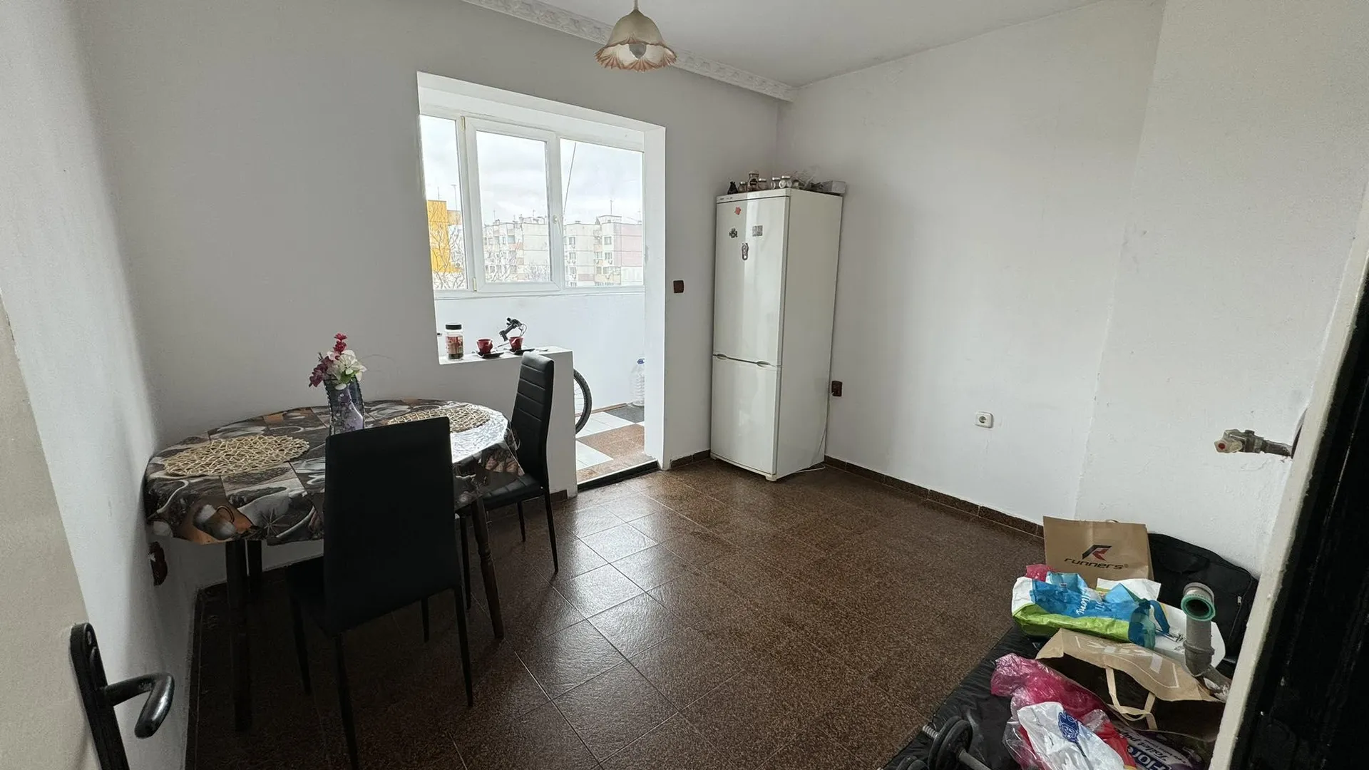 Тристаен Продажби, Възраждане, Бургас – снимка 4