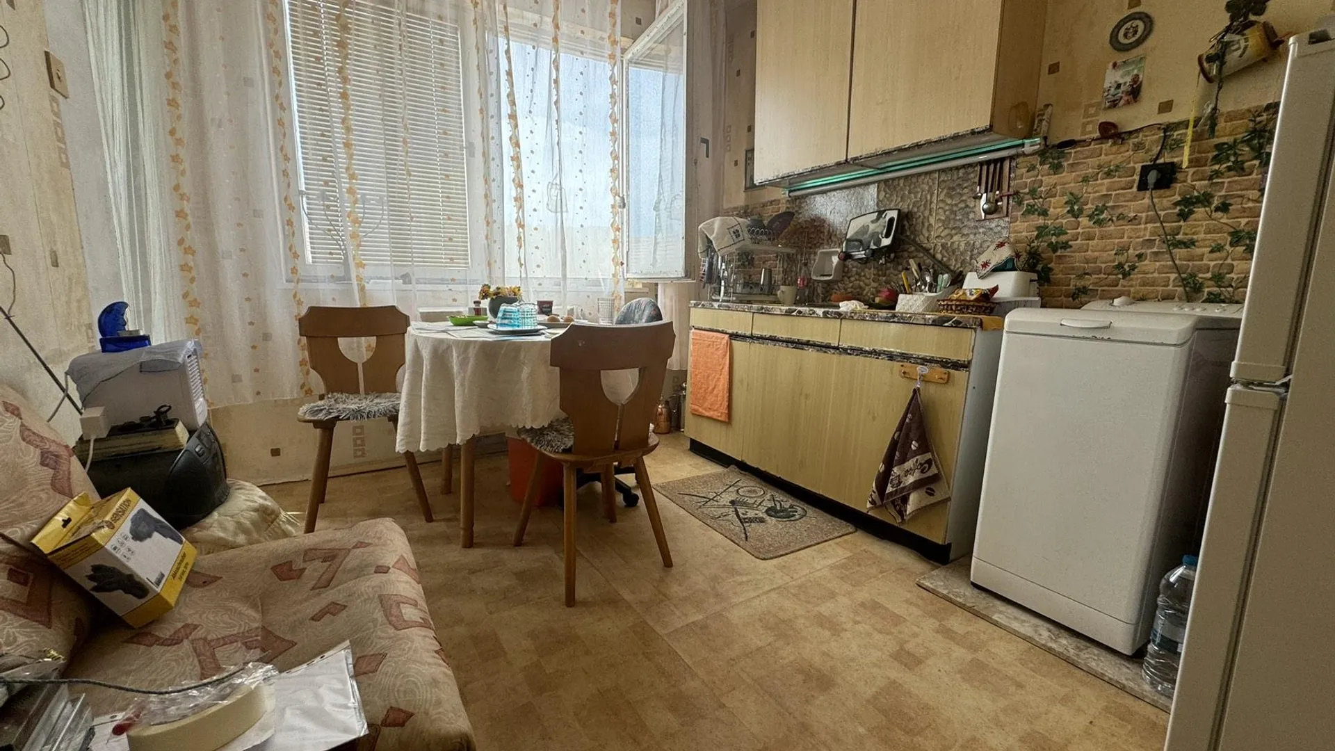 Тристаен Продажби, Бургас – снимка 4