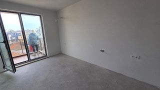 Тристаен Продажби, Център, Бургас (3)