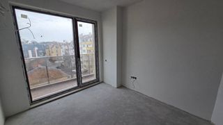 Тристаен Продажби, Център, Бургас (5)